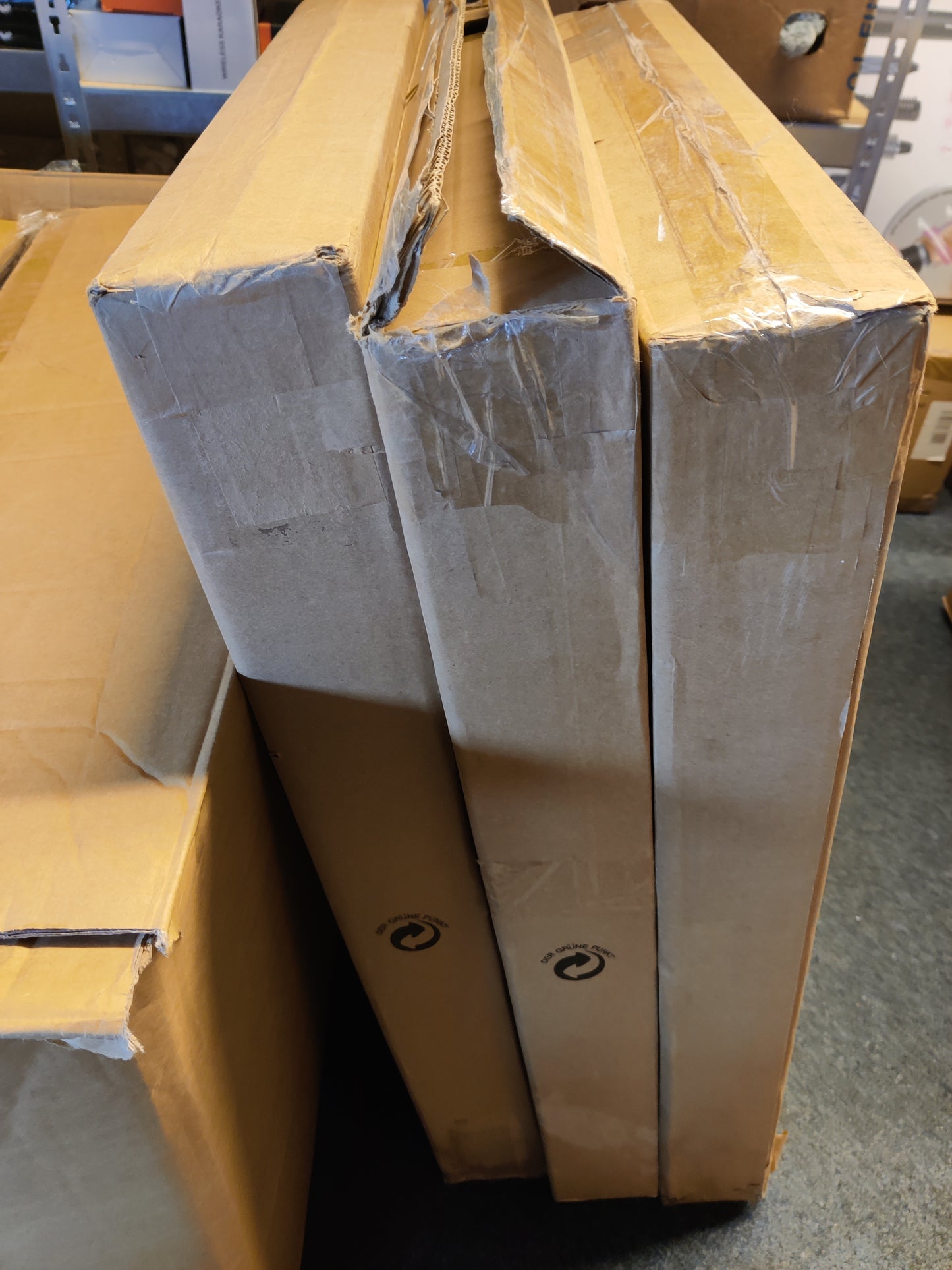 Restposten 3 Stück LED-Hängeleuchte, 4-flammig Sonderposten