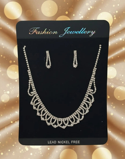 Elegantes Modeschmuck Set Kette & Ohrringe Strass Ornament Silberfarben s#2265