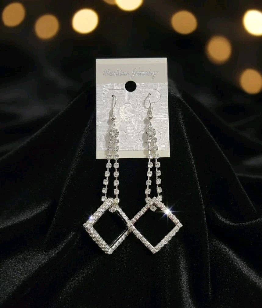 Lange Strass Hängeohrringe Silberfarben Geometrisches Quadrat Modeschmuck s#32